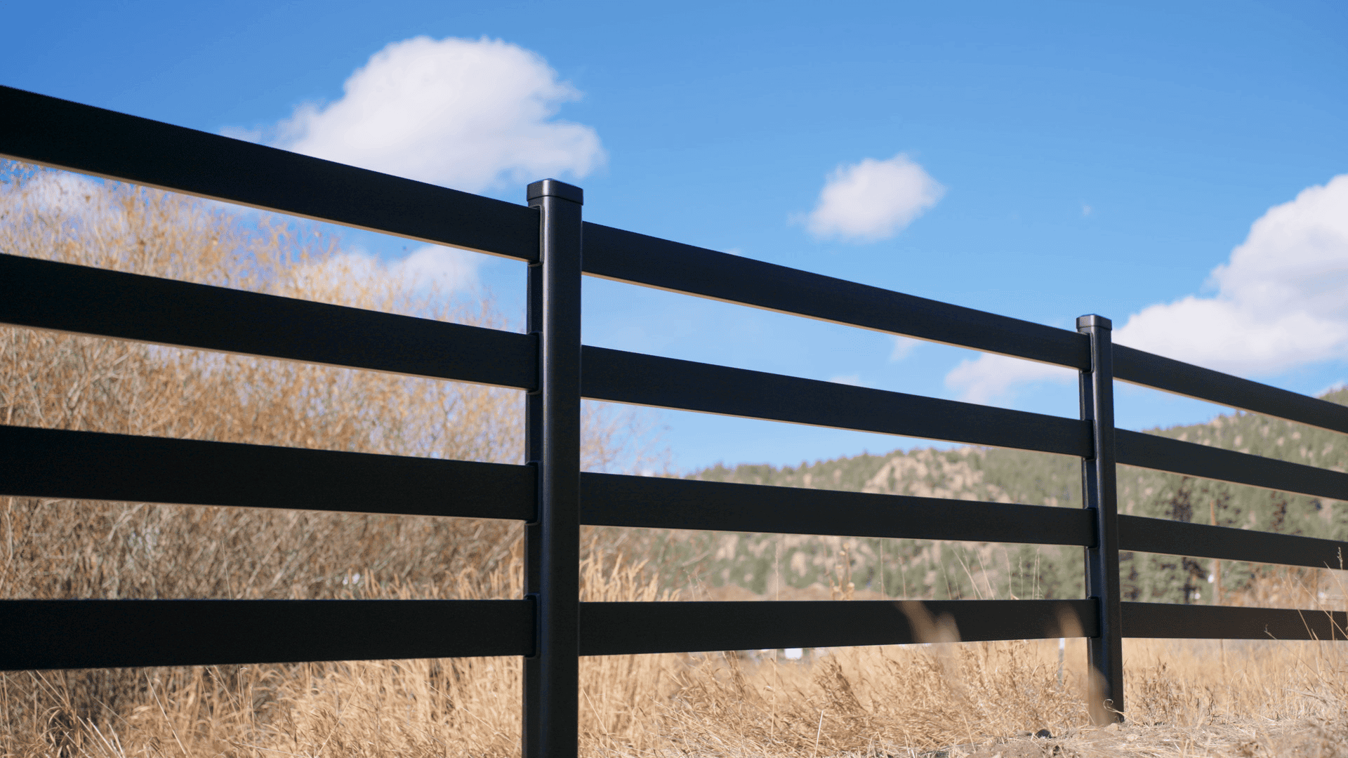 High Desert Fencing Ideas to Survive the Heat & Wind